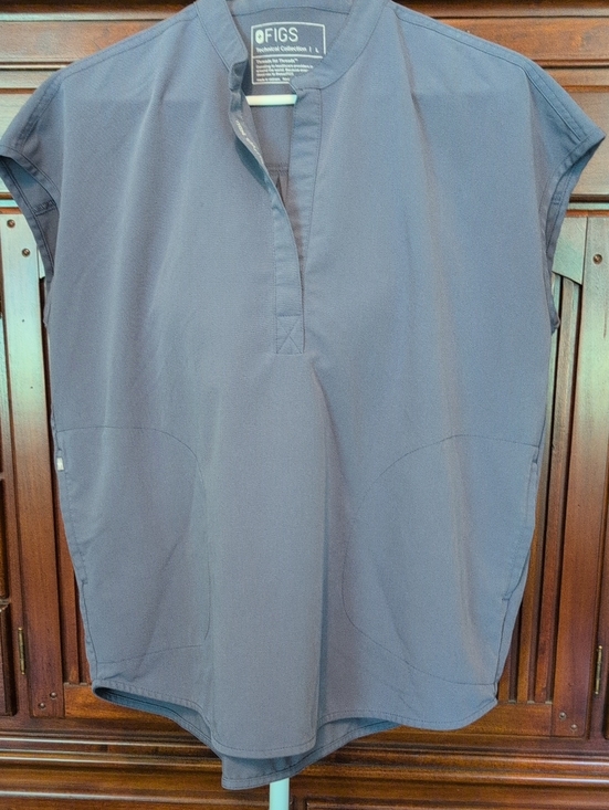 Figs Tops - FIGS Slate Tunic in Slate Blue